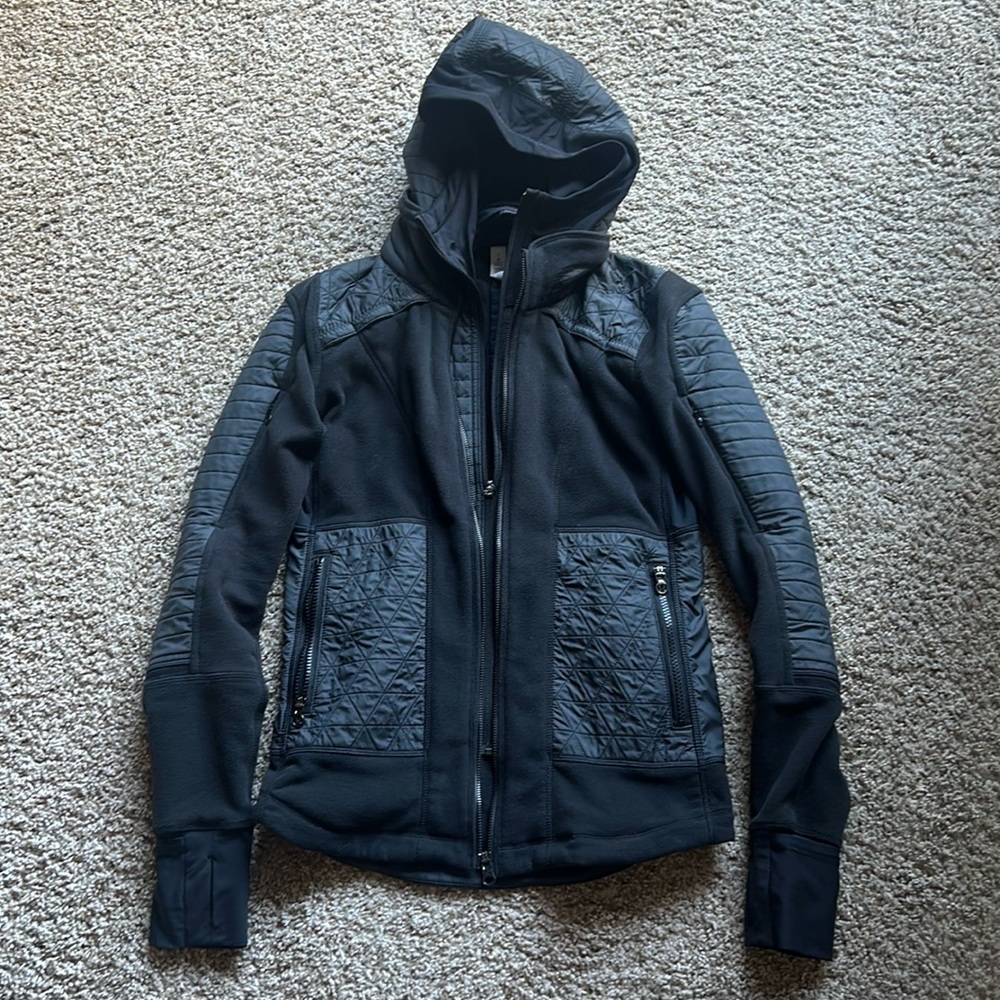 Lululemon Fleecy Keen Jacket II Size 6 lululemon athletica